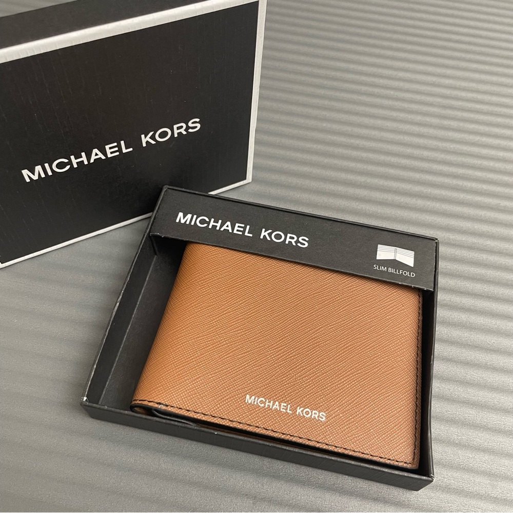 Michael Kors Andy Men’s Slim Billfold Wallet Brown NIB 6 Card Slots Luxury Gift